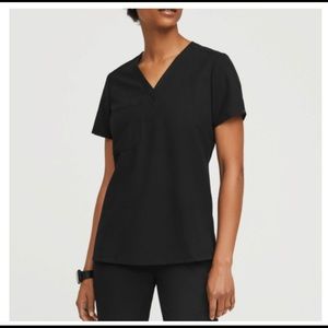 Size small Figs scrub set